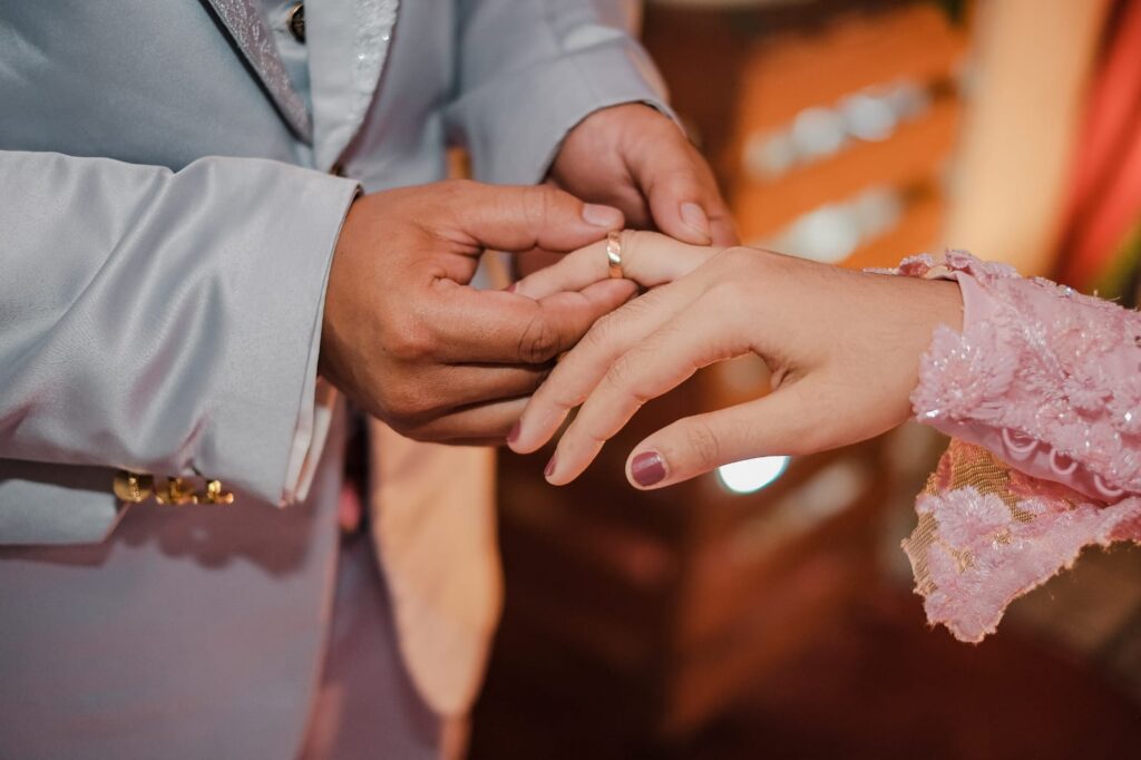 lamaran sederhana di rumah