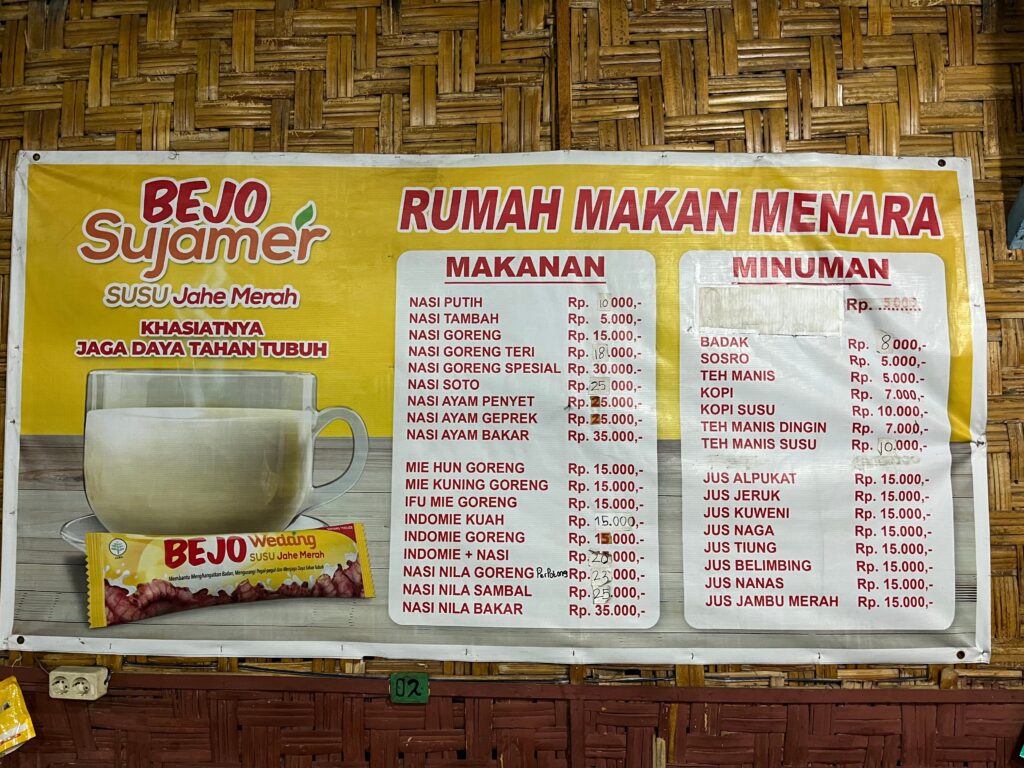 ukuran banner warung