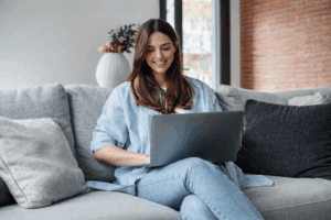 Cara Bekerja Secara Online dan 25 Rekomendasi Pekerjaannya