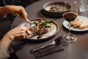 8 Rekomendasi Tempat Bukber Terbaik di Jakarta Pusat