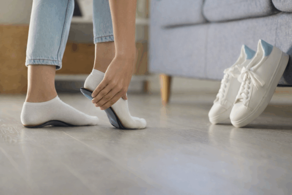 Cara Menghilangkan Bau Pada Sepatu Dengan Mudah