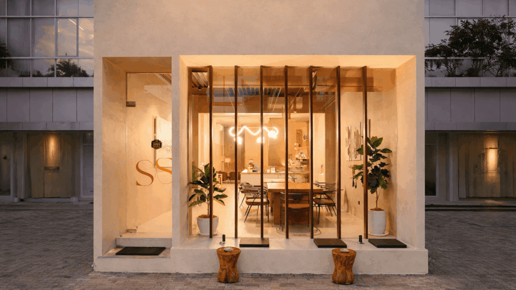 Suite and Share - Cafe Untuk WFC di PIK