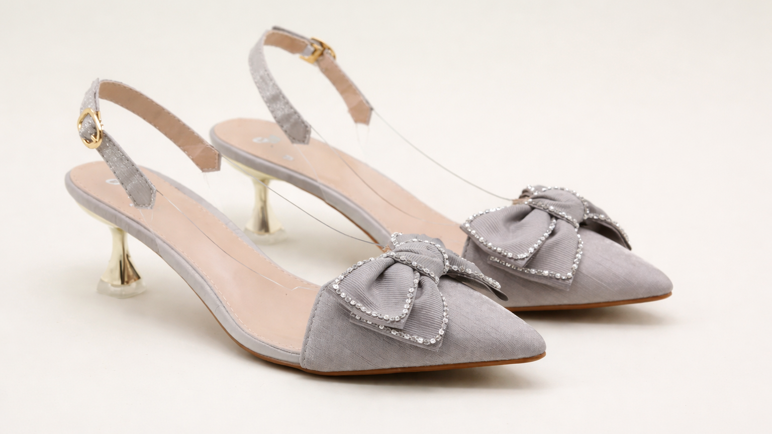 Sepatu Heels Lokal Untuk Wisuda